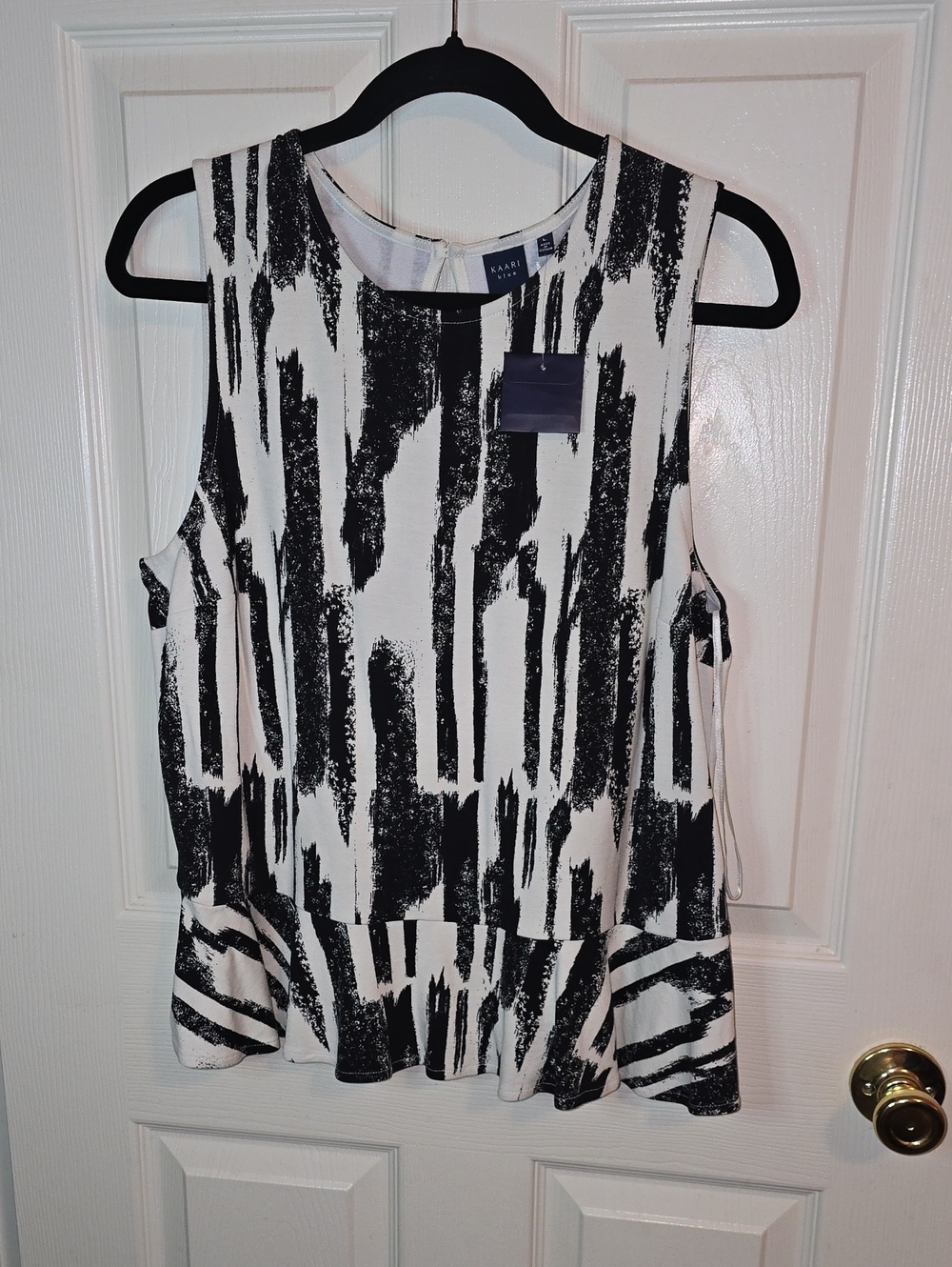 Black & White Brushstroke Sleeveless Peplum Camisole